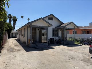 678 W 61st 3, Los Angeles, CA 90044