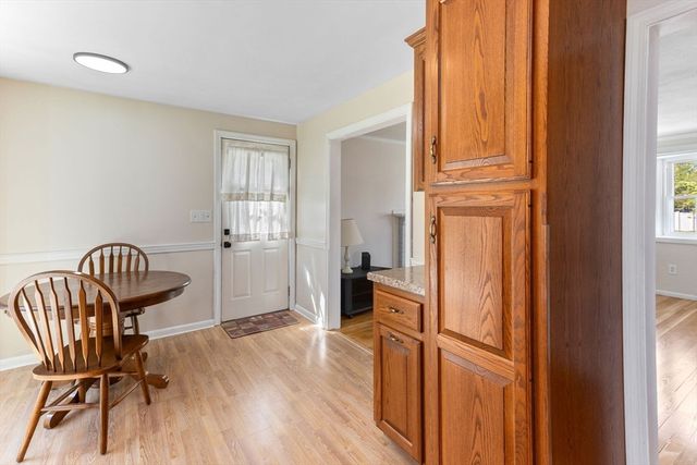 15 Phillip Dr, Bellingham, MA 02019
