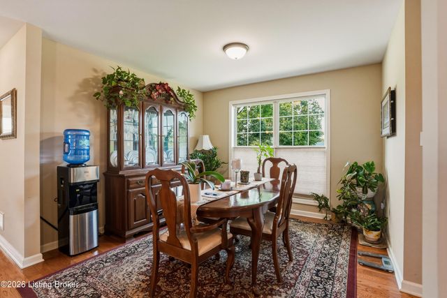 166 Grand Central Dr, Simpsonville, KY 40067