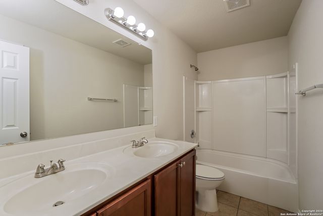 11910 FIELDCREST RUN, San Antonio, TX 78254