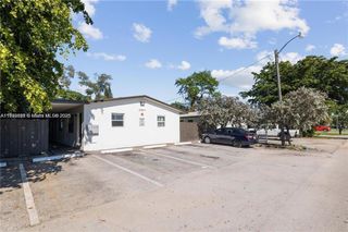 3971 SW 12th Pl 1, Fort Lauderdale, FL 33312
