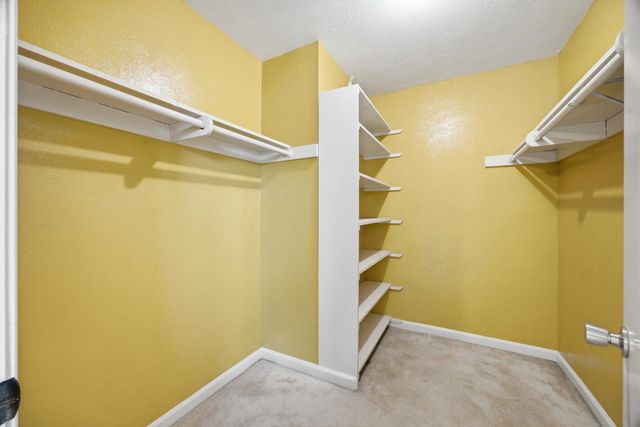 683 N Villa Avenue, Dinuba, CA 93618