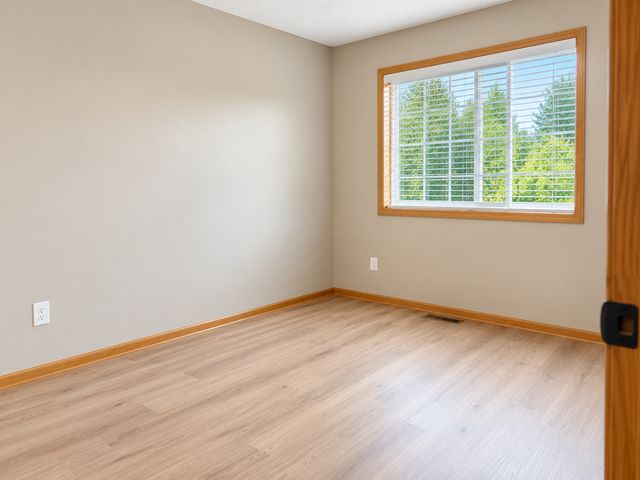 5 Elm Street, Lino Lakes, MN 55014