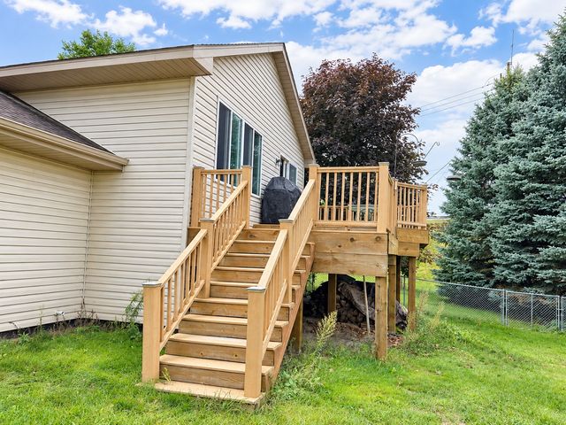 5 Elm Street, Lino Lakes, MN 55014