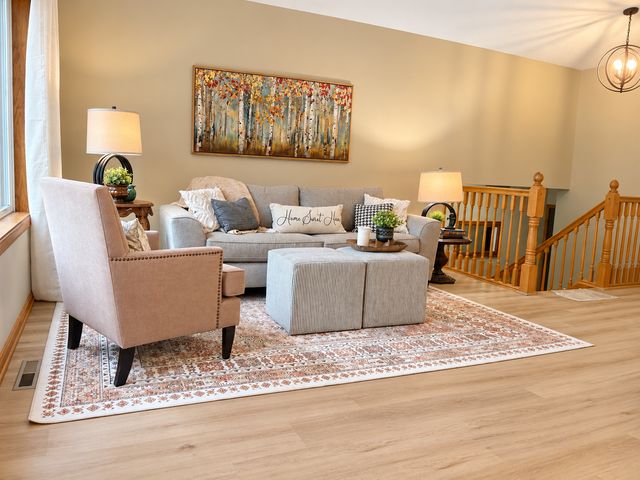 5 Elm Street, Lino Lakes, MN 55014