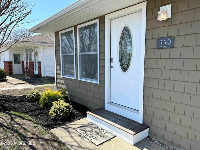 339 Curacao Street, Toms River, NJ 08757