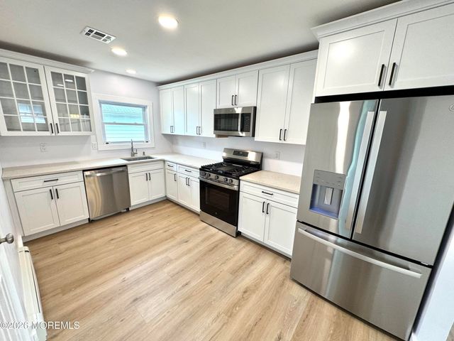 339 Curacao Street, Toms River, NJ 08757