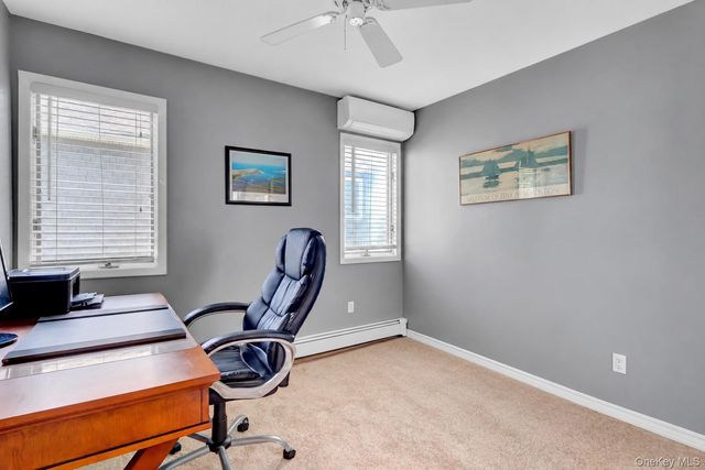 12 Jetmore Place, Massapequa, NY 11758