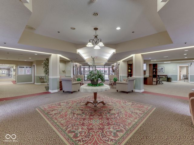6407 Friendship Circle 15, Indianapolis, IN 46268