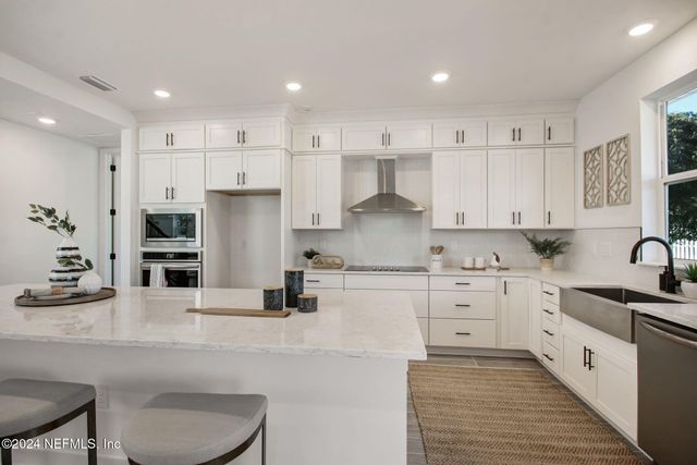 3789 SPRING GARDEN Court, Jacksonville, FL 32223