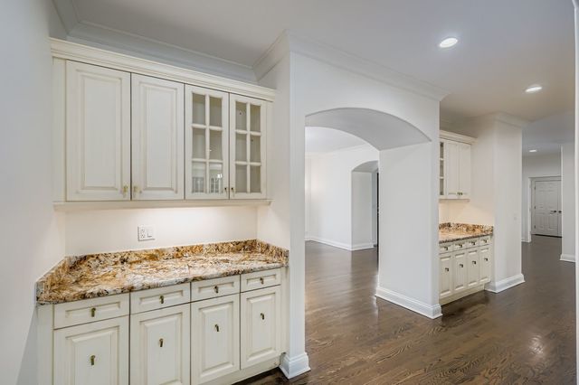 1161 Gavin Court, Lake Forest, IL 60045