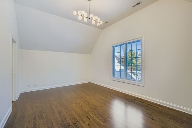 1161 Gavin Court, Lake Forest, IL 60045