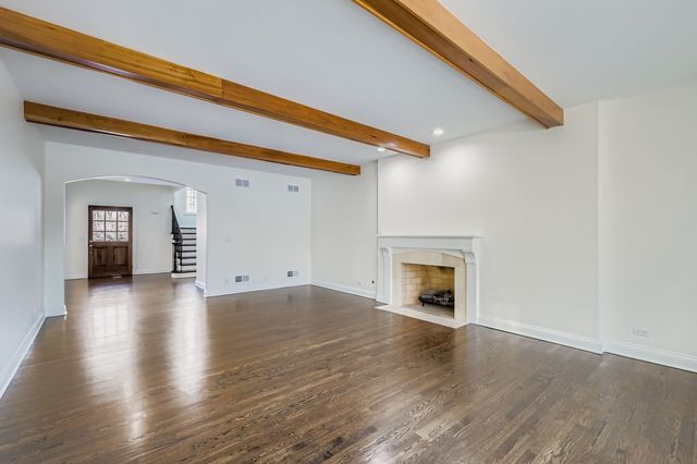 1161 Gavin Court, Lake Forest, IL 60045