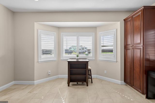 14431 Mira Vista Ln, Lockeford, CA 95237