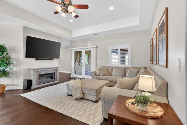 14431 Mira Vista Ln, Lockeford, CA 95237