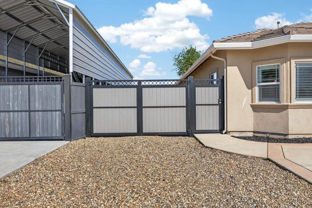 14431 Mira Vista Ln, Lockeford, CA 95237