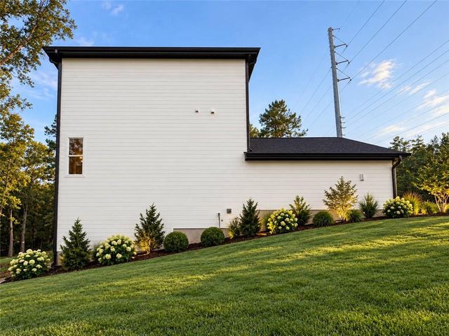 2007 Dallas Highway, Marietta, GA 30064
