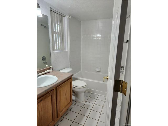 12208 W Dorado Pl 11-201, Littleton, CO 80127