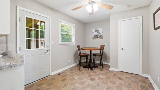 101 Royal Oak Dr, Winchester, TN 37398