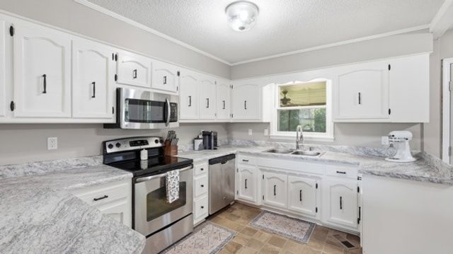 101 Royal Oak Dr, Winchester, TN 37398