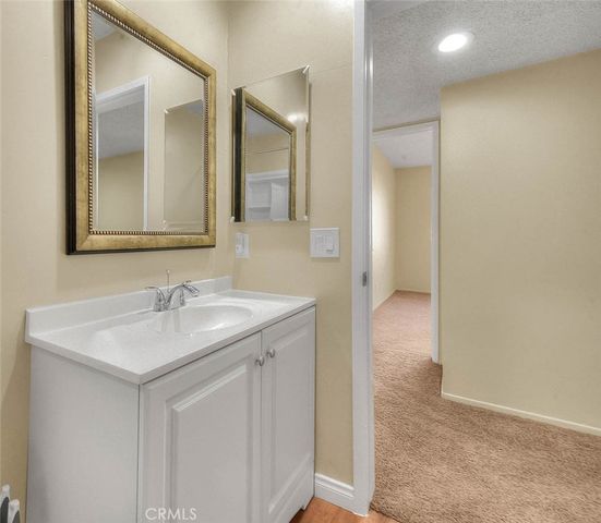 608 N Taylor 313, Montebello, CA 90640