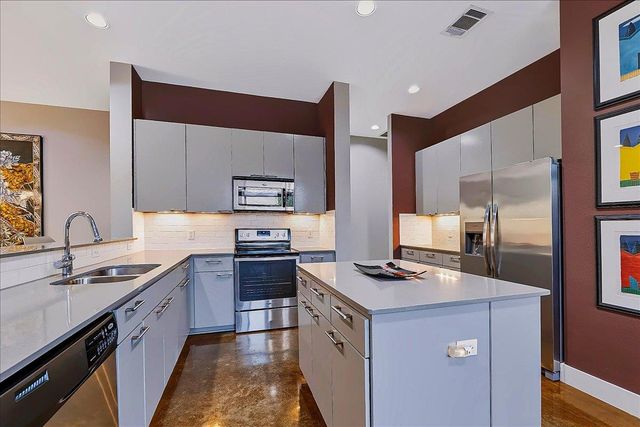 408 SAILMASTER ST B, Lakeway, TX 78734