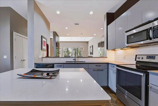 408 SAILMASTER ST B, Lakeway, TX 78734
