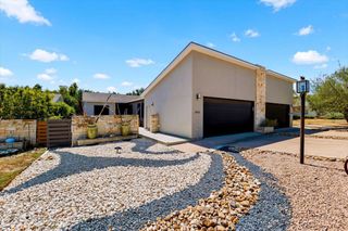 408 SAILMASTER ST B, Lakeway, TX 78734