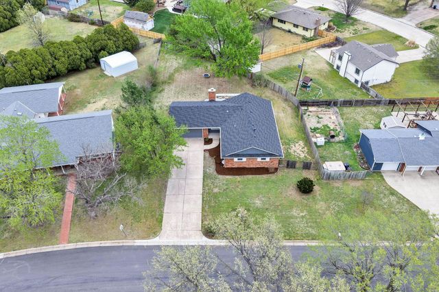 4762 N Krueger, Bel Aire, KS 67220