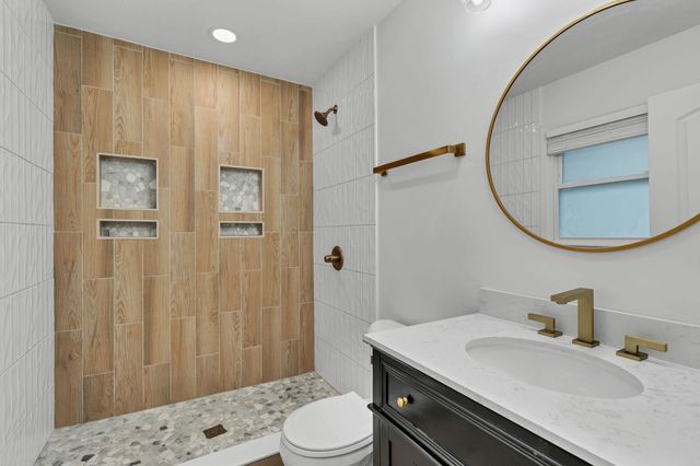 4762 N Krueger, Bel Aire, KS 67220