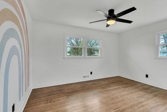 4762 N Krueger, Bel Aire, KS 67220