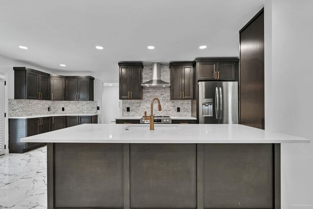 4762 N Krueger, Bel Aire, KS 67220