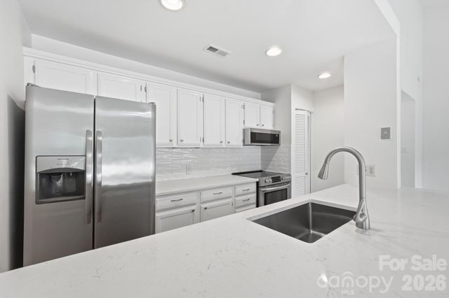 7 Marina Road, Lake Wylie, SC 29710