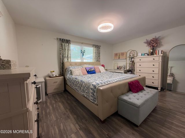 20 Long Road, Freehold, NJ 07728