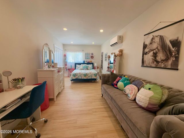 20 Long Road, Freehold, NJ 07728