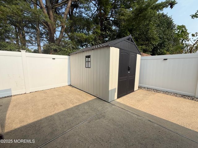 20 Long Road, Freehold, NJ 07728