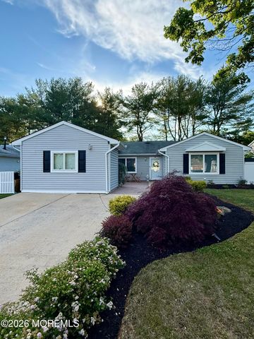 20 Long Road, Freehold, NJ 07728