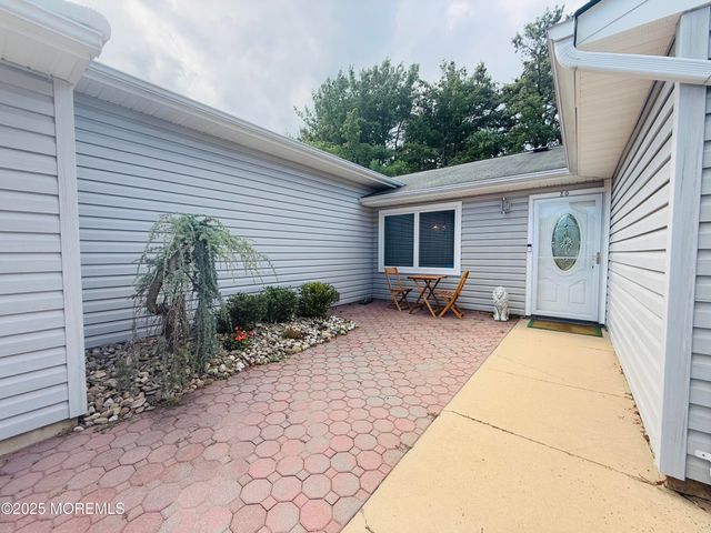 20 Long Road, Freehold, NJ 07728