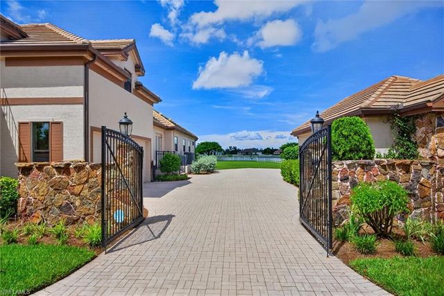 16371 Shenandoah CIR, Fort Myers, FL 33908