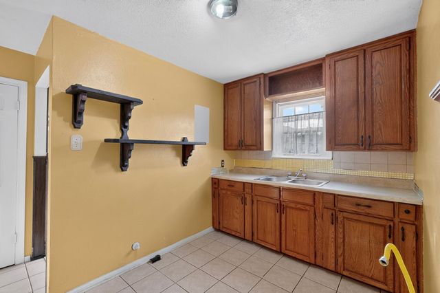 2006 S Ewing Avenue, Dallas, TX 75216