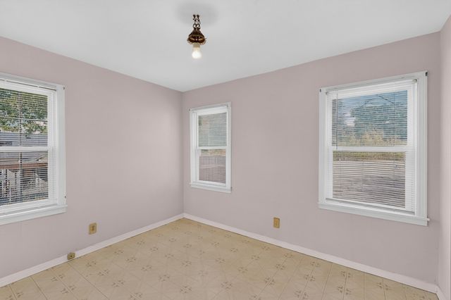 2006 S Ewing Avenue, Dallas, TX 75216