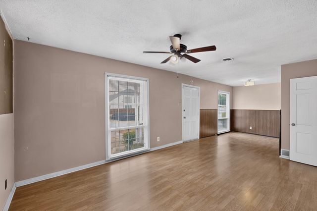 2006 S Ewing Avenue, Dallas, TX 75216