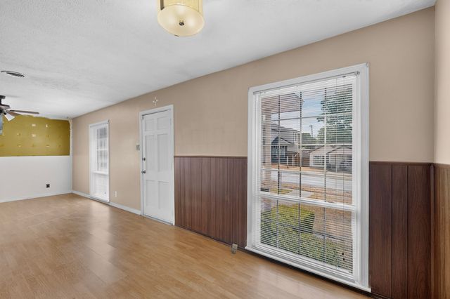 2006 S Ewing Avenue, Dallas, TX 75216