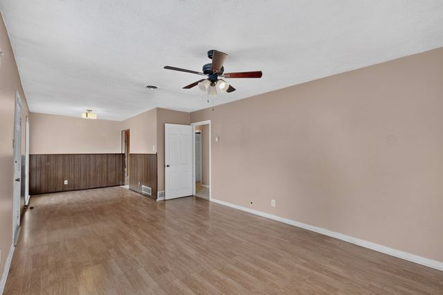 2006 S Ewing Avenue, Dallas, TX 75216