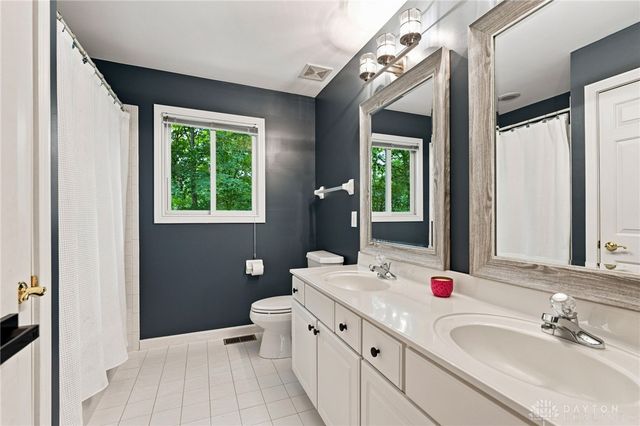 866 Miami Ridge Drive, Miami Twp, OH 45140