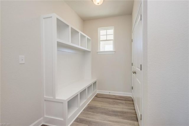 717 Beaver Dam RD, Chesapeake, VA 23322