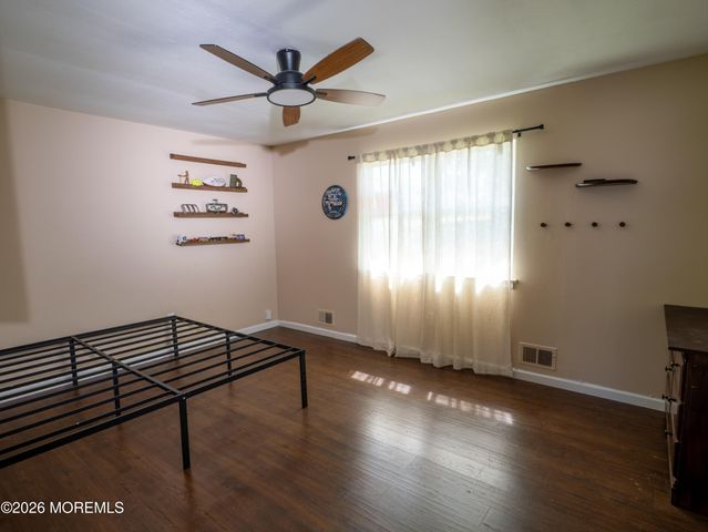 2 Missouri Court, Matawan, NJ 07747