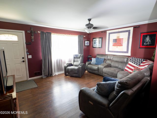 2 Missouri Court, Matawan, NJ 07747
