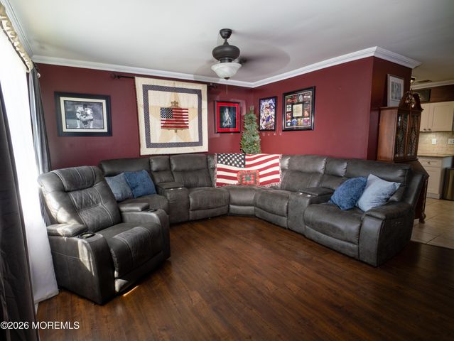 2 Missouri Court, Matawan, NJ 07747