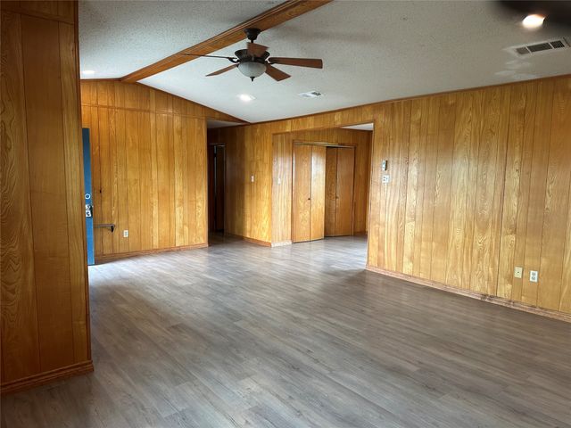 7910 County Road 392, Princeton, TX 75407